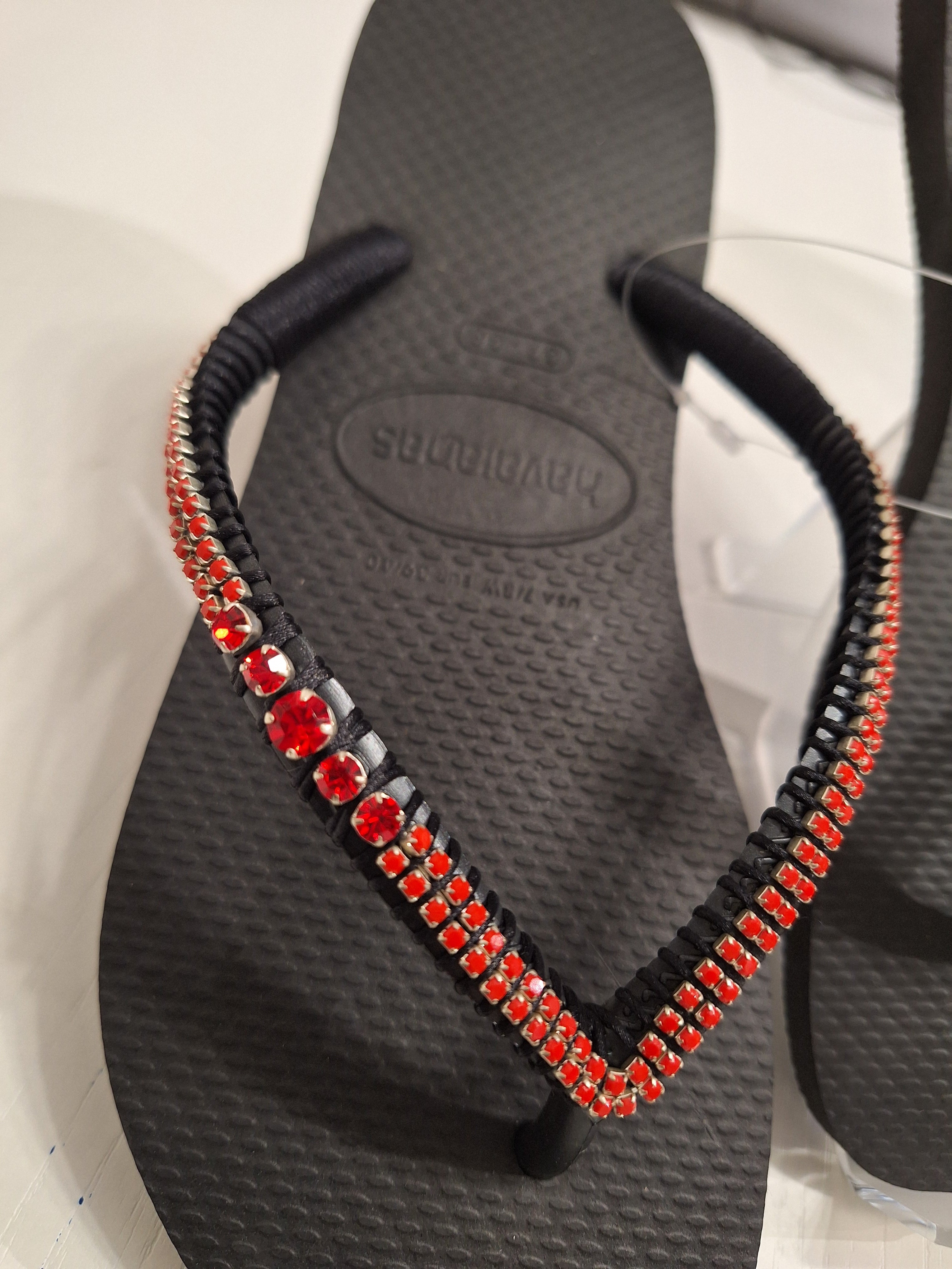 Chanclas Strass y Chatones Rojos Swarovski
